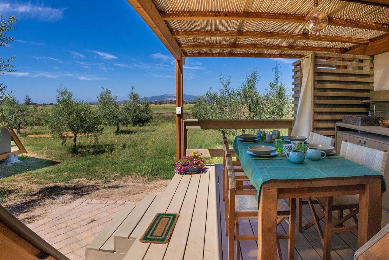 Glamping Gli Etruschi Hotel Piombino Bagian luar foto