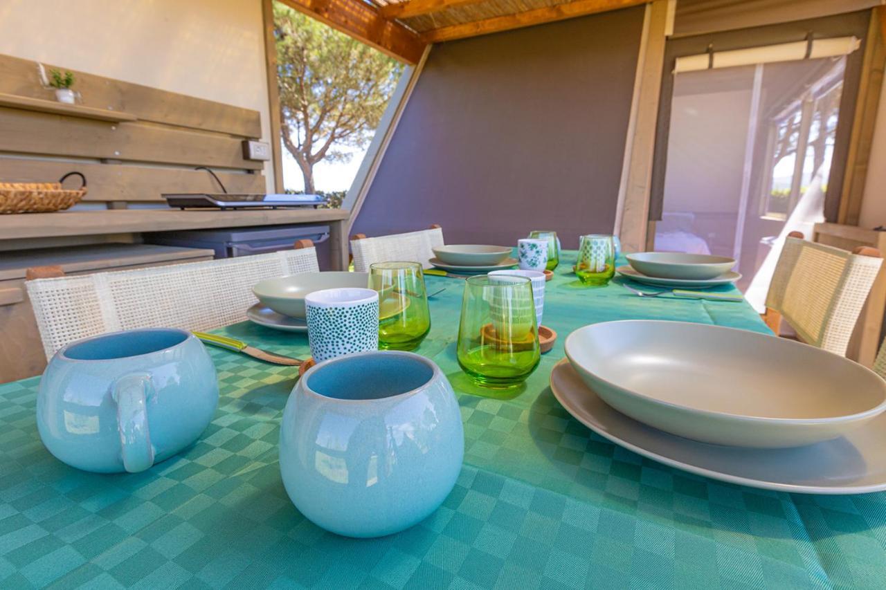 Glamping Gli Etruschi Hotel Piombino Bagian luar foto