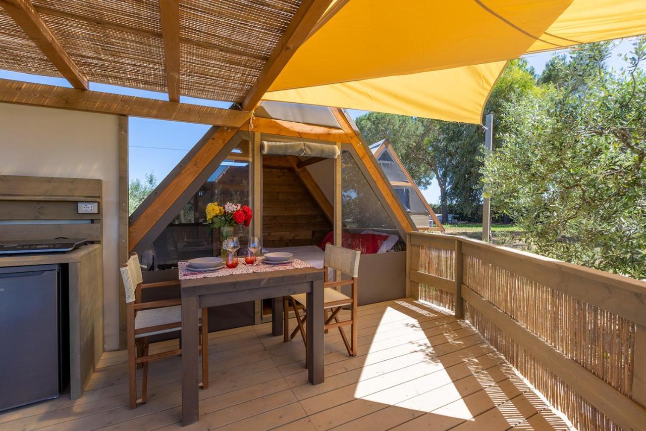 Glamping Gli Etruschi Hotel Piombino Bagian luar foto