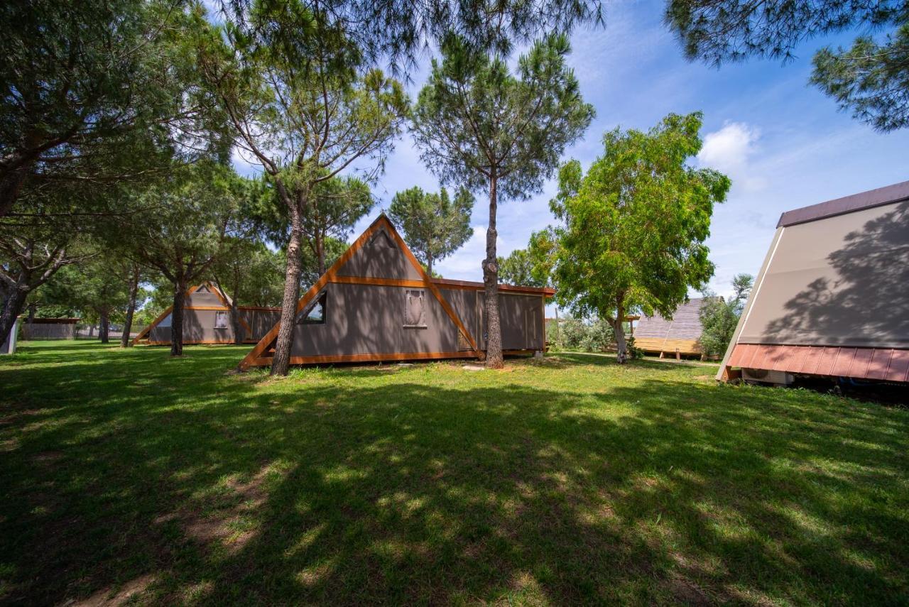 Glamping Gli Etruschi Hotel Piombino Bagian luar foto
